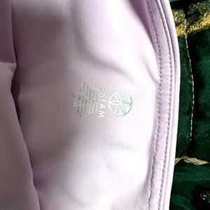 Gaiam Lavender Capri with pockets